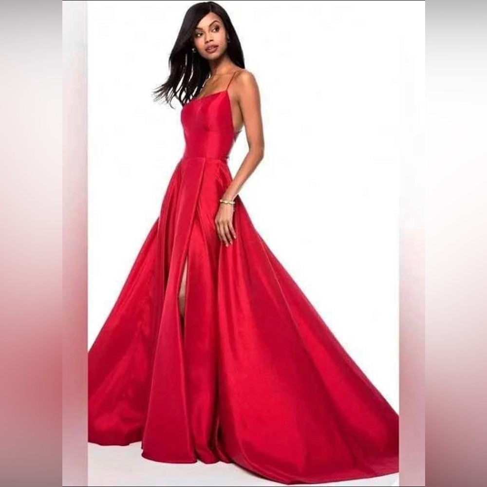 Red Sheri Hill Prom/ Formal Lace-up Back Dress